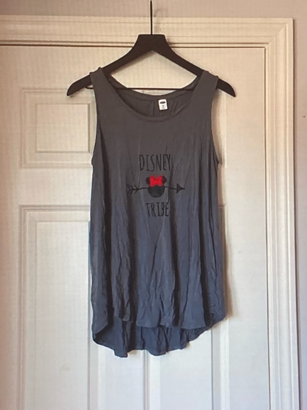 Old Navy Gray Scoop Neck Tank with Red Bow Graphic